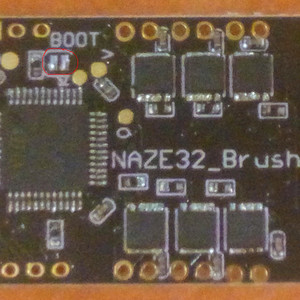 Контроллер полета Naze32 mini для коллекторных мультироторных систем boot контакт